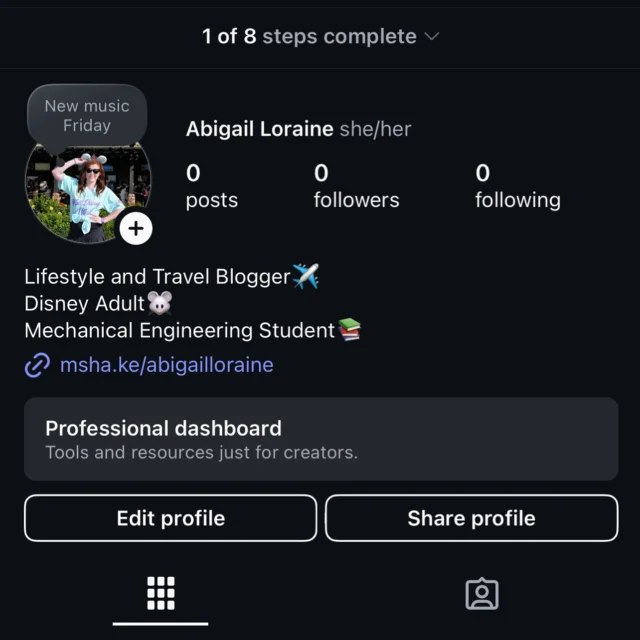 Interested in following my blogging journeys? Follow me @_abigail_loraine_ !!

#blog #blogger #travelblogger #disneyblogger